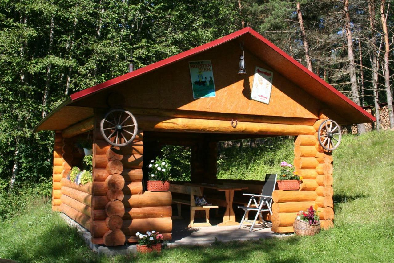 Nature Retreat "Upes Dizvietas" Kraslava Exterior photo
